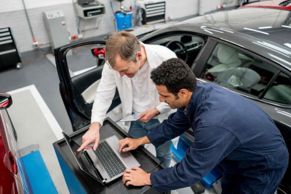 Driving Workforce Dynamics: The Role of Payroll Services in Automotive Success